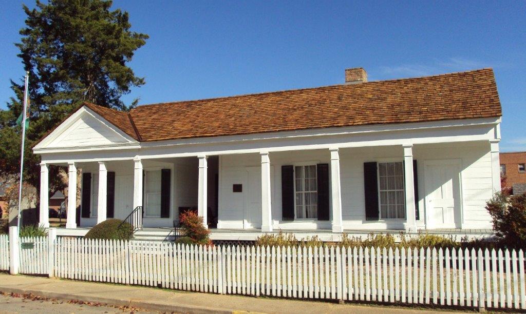 Residential roofing replacement